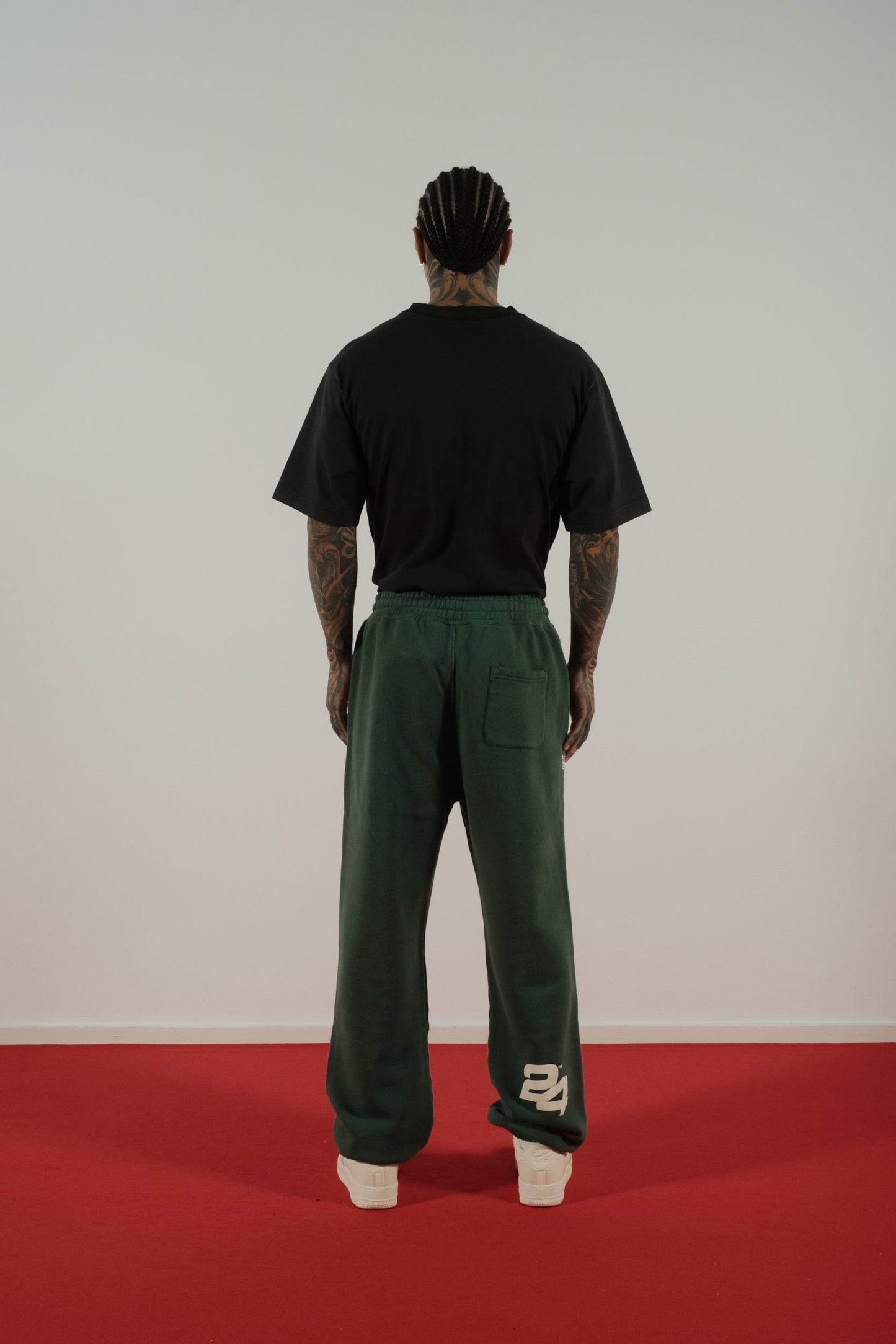 Summer Games SG24 Joggers in Hunter Green - Hesperia