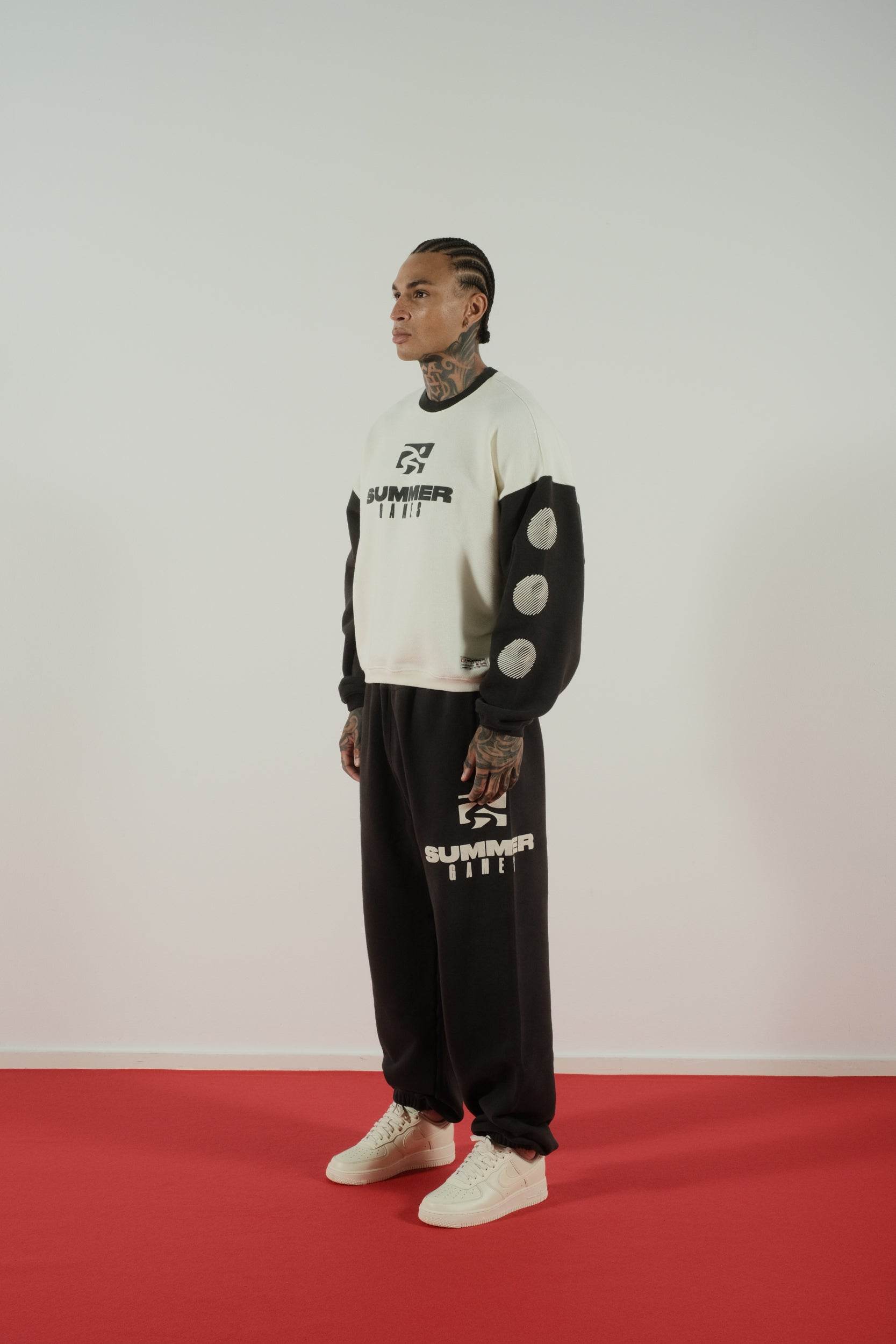 Summer Games Icons Contrast Crewneck Sweatshirt in Canoli & Black - Hesperia