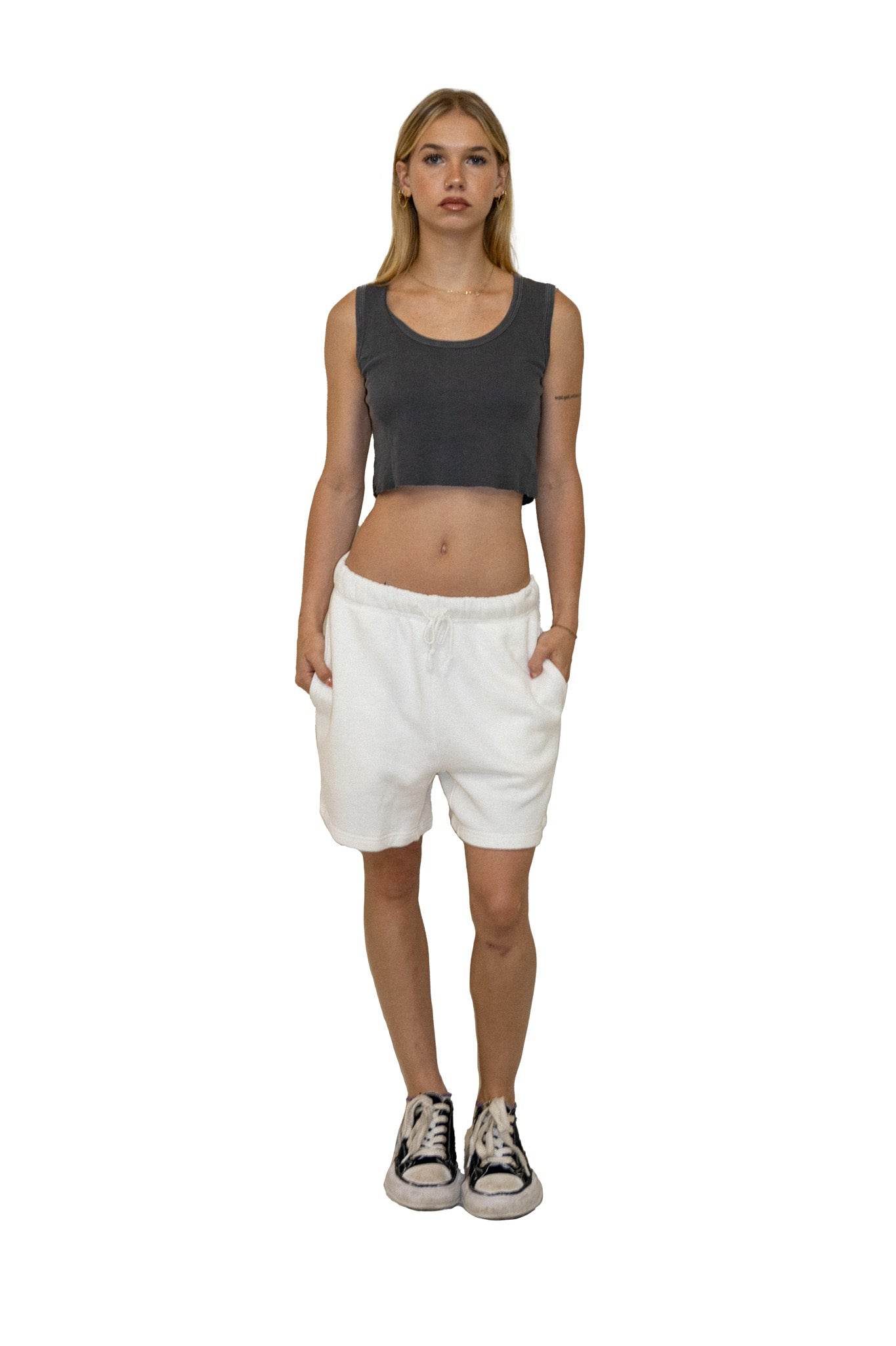 Elwood Malibu Crop Tank In Charcoal - Hesperia