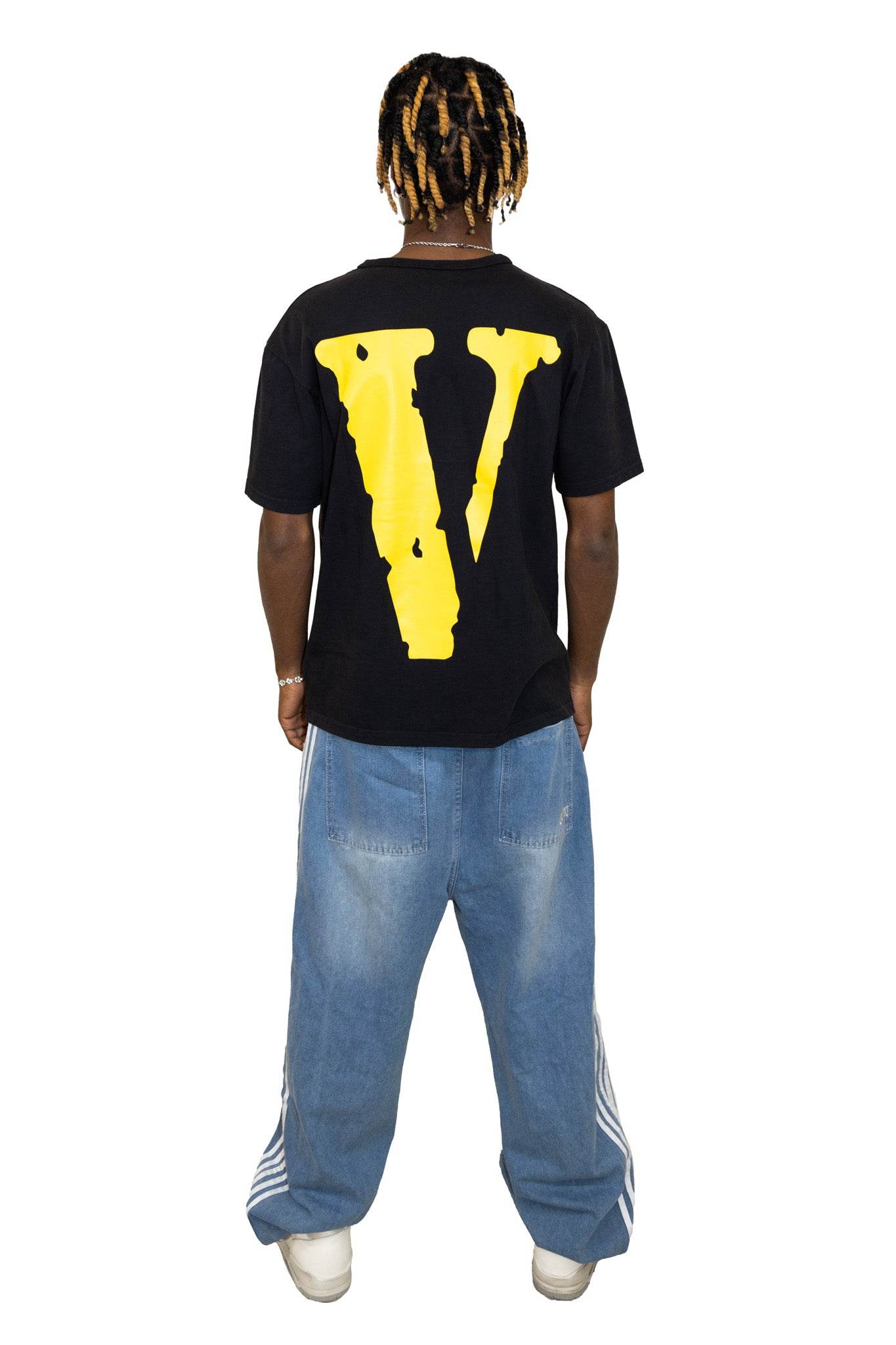 Vlone Friends Tee in Yellow - Hesperia