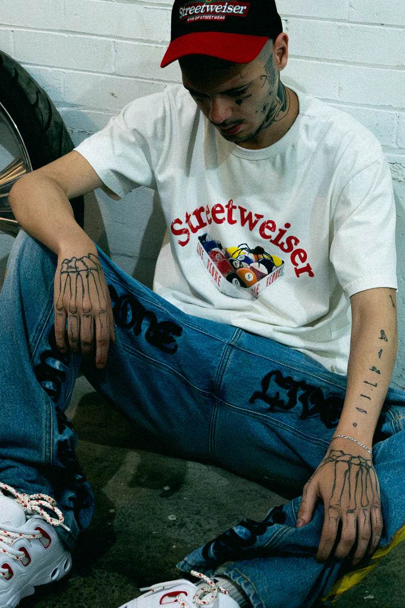 Vlone Streetweiser Tee In White - Hesperia