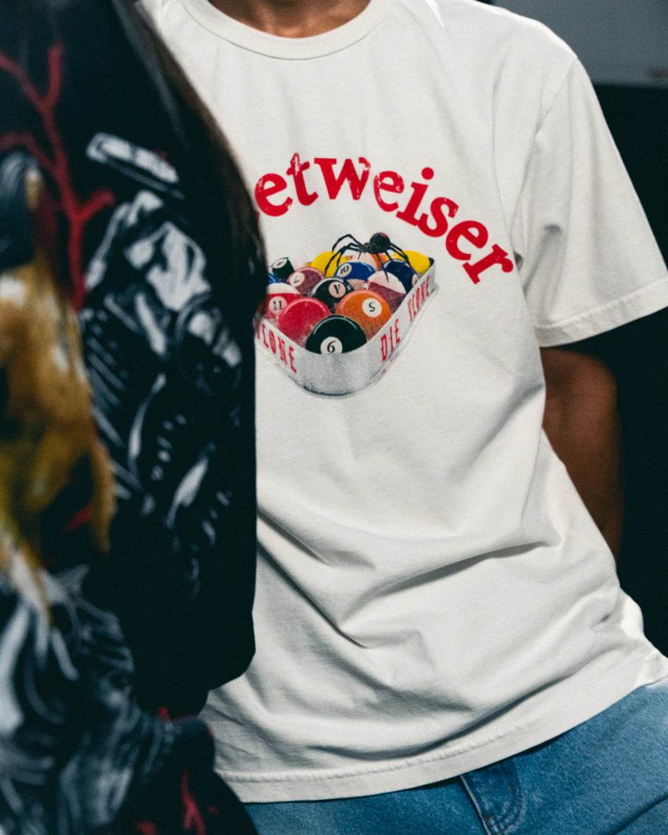 Vlone Streetweiser Tee In White - Hesperia