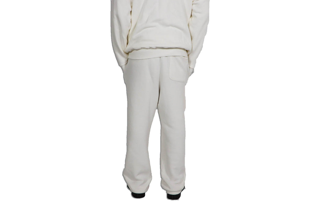 Elwood Relaxed Core Sweatpants In White - Hesperia