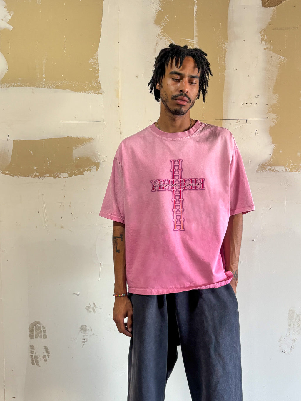 Hesperia Arbitrary Jesus Tee Pink