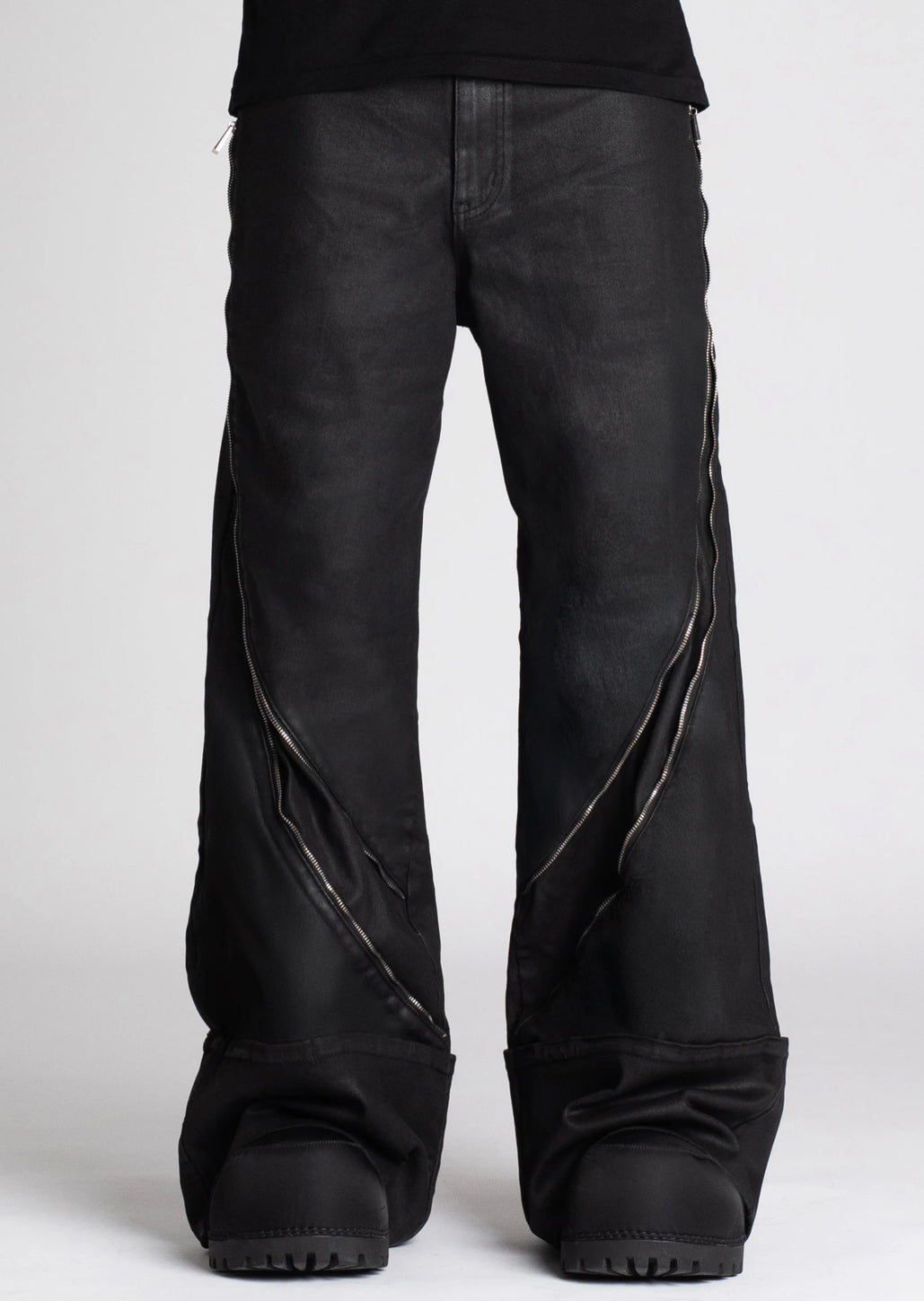 Guapi Obsidian Black Wax Zipper Denim