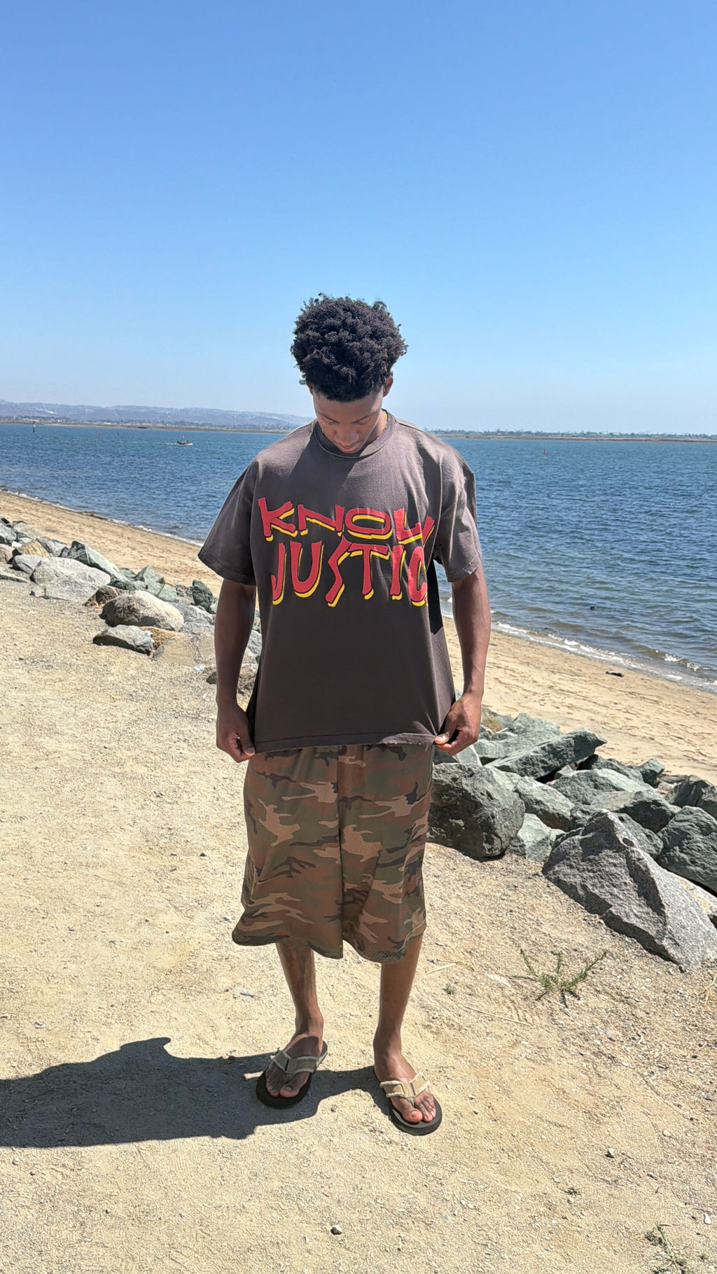 Barriers Know Justice Know Peace Boxy Tee Mink