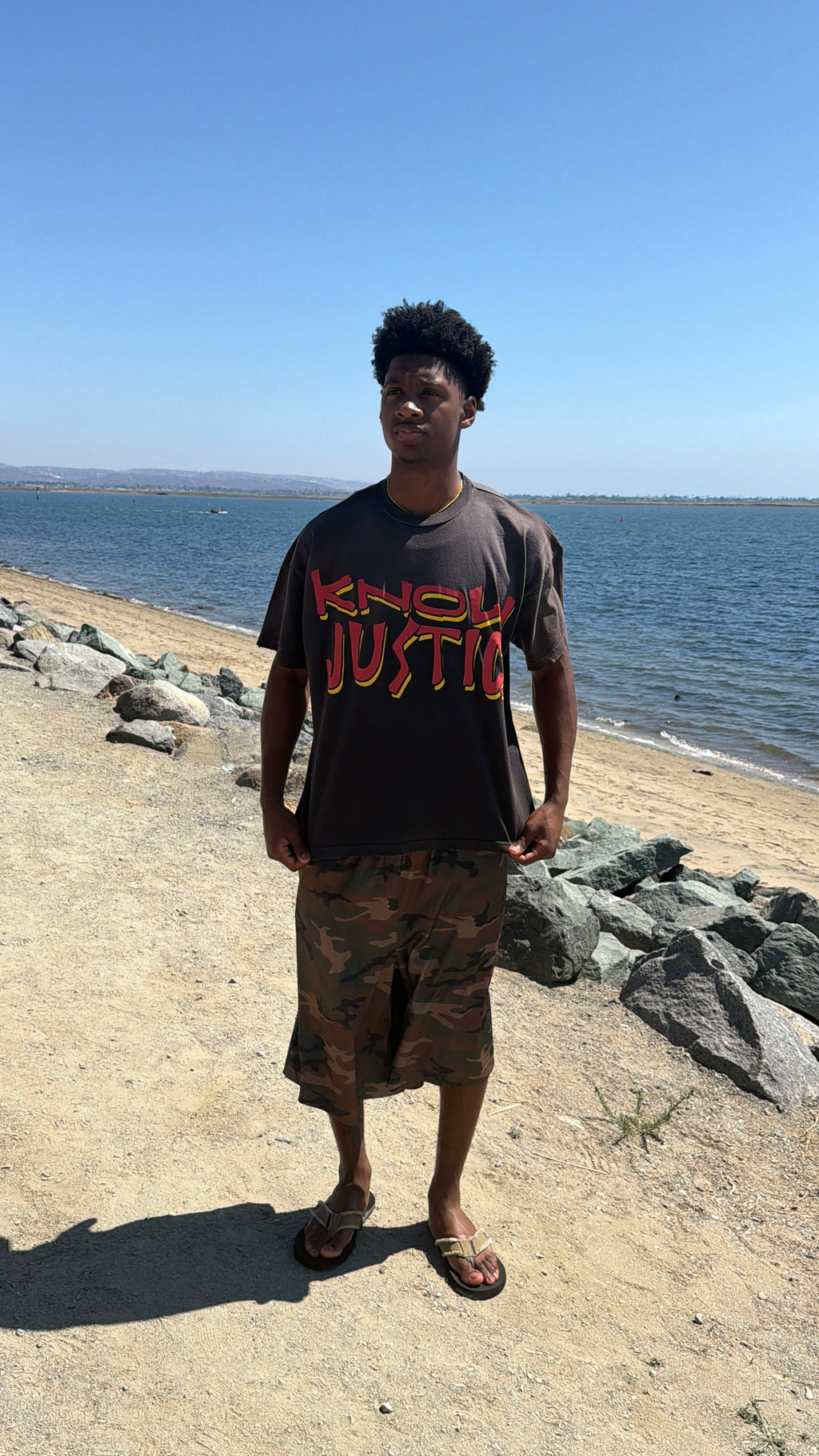 Barriers Know Justice Know Peace Boxy Tee Mink