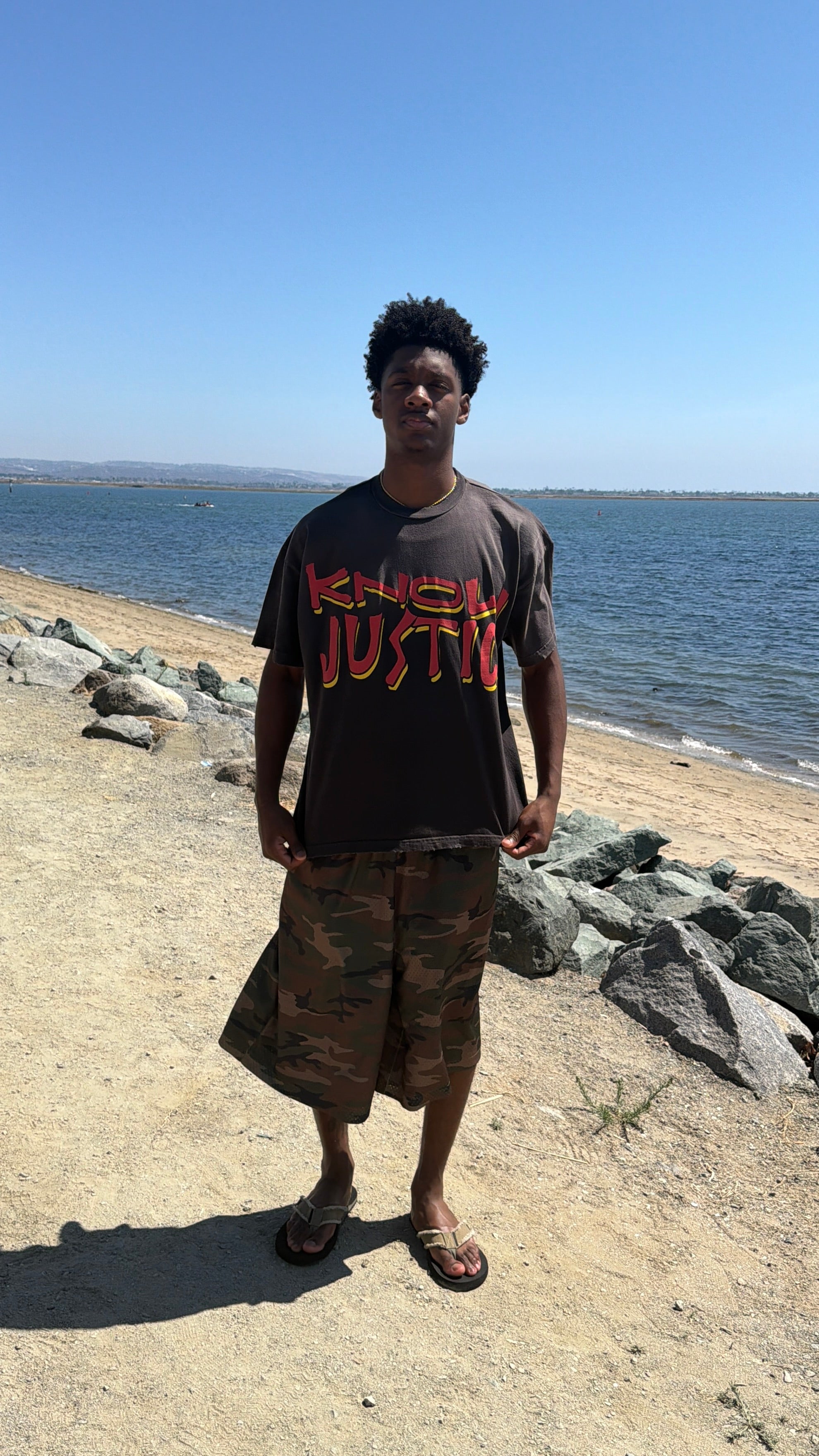 Barriers Know Justice Know Peace Boxy Tee Mink