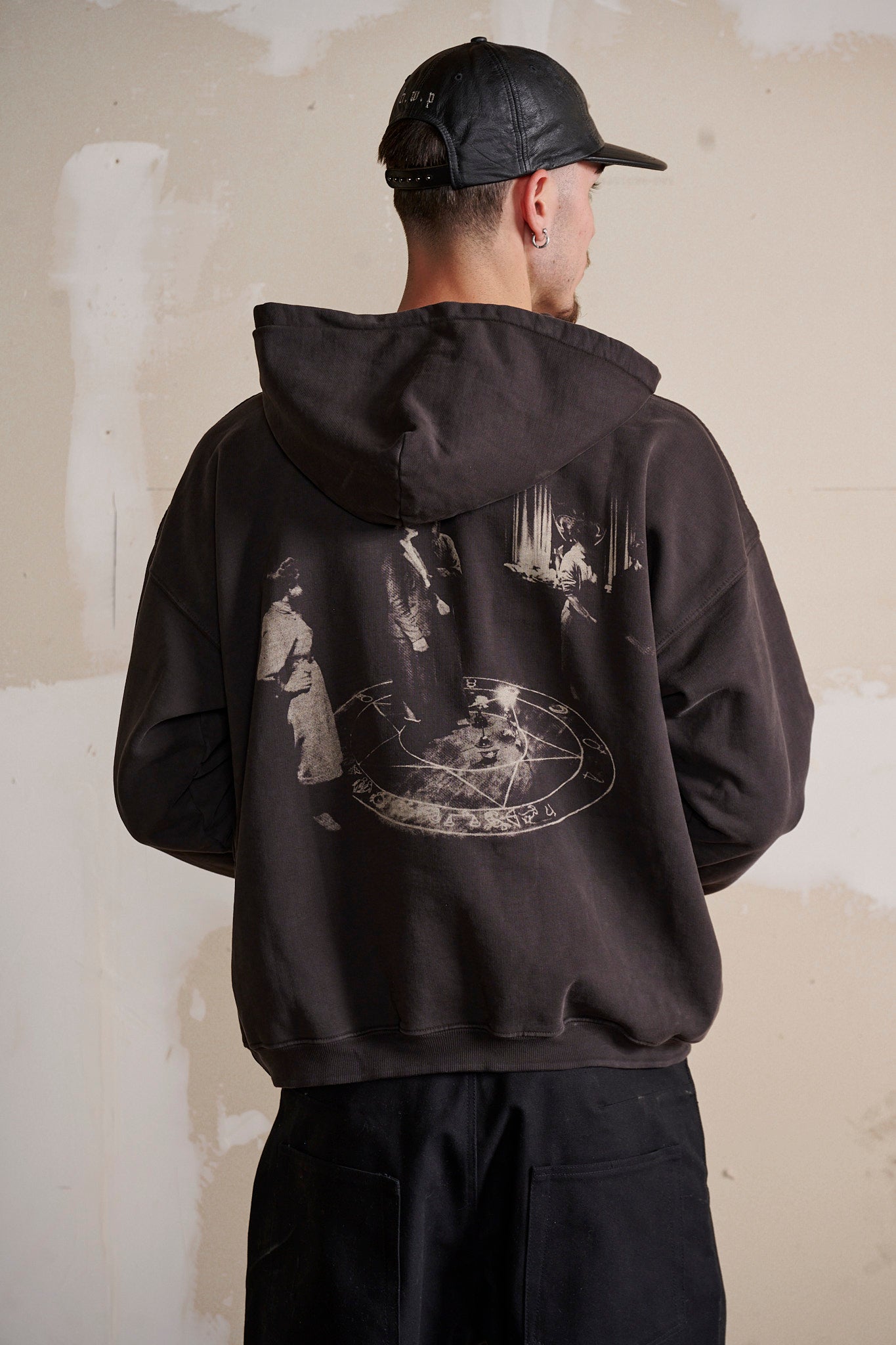 De La Tombe DARK CIRCLE HOODIE