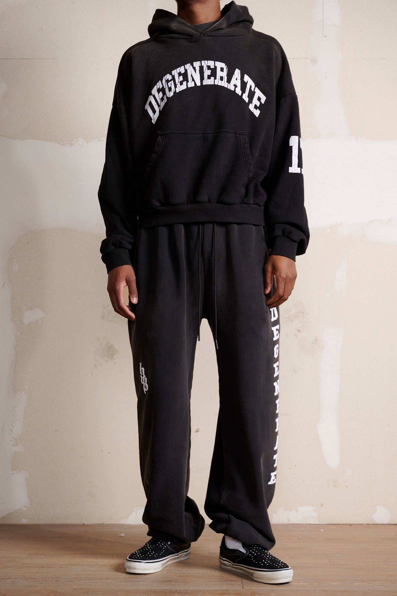 Halfway Point DEGENERATE SWEATPANTS - FADED BLACK