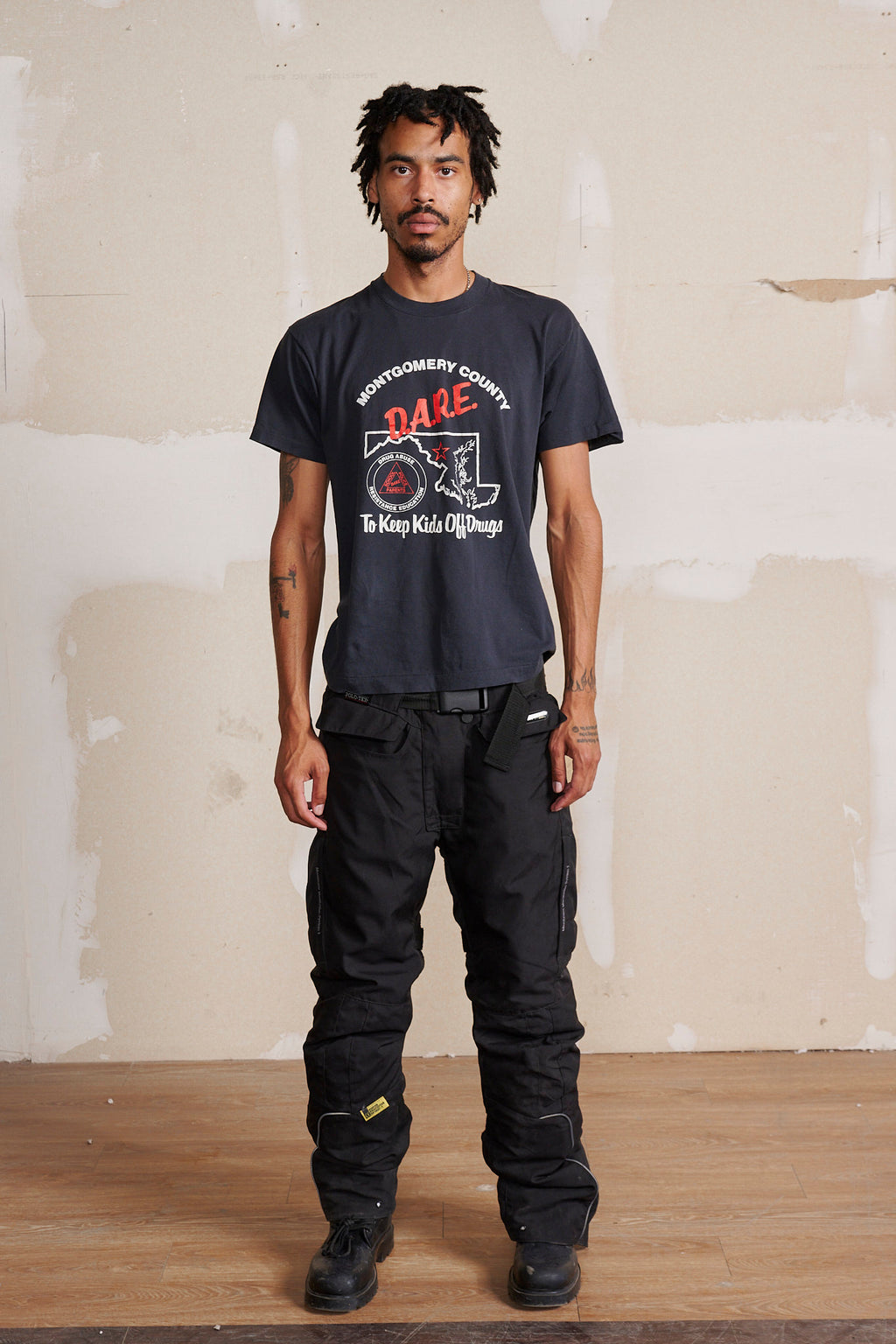 Hesperia Exclusive Goods "Montgomery County D.A.R.E." Vintage Tee