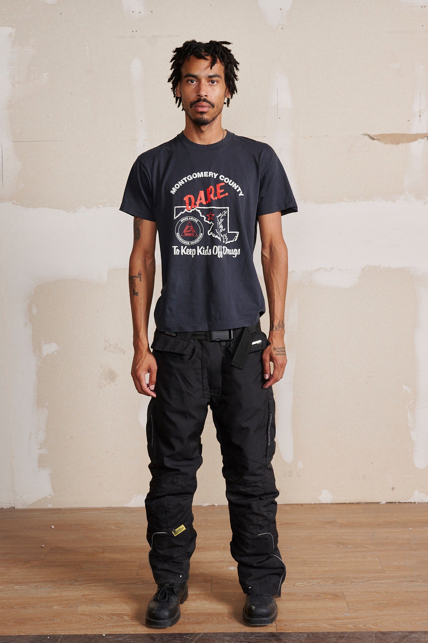 Hesperia Exclusive Goods "Montgomery County D.A.R.E." Vintage Tee