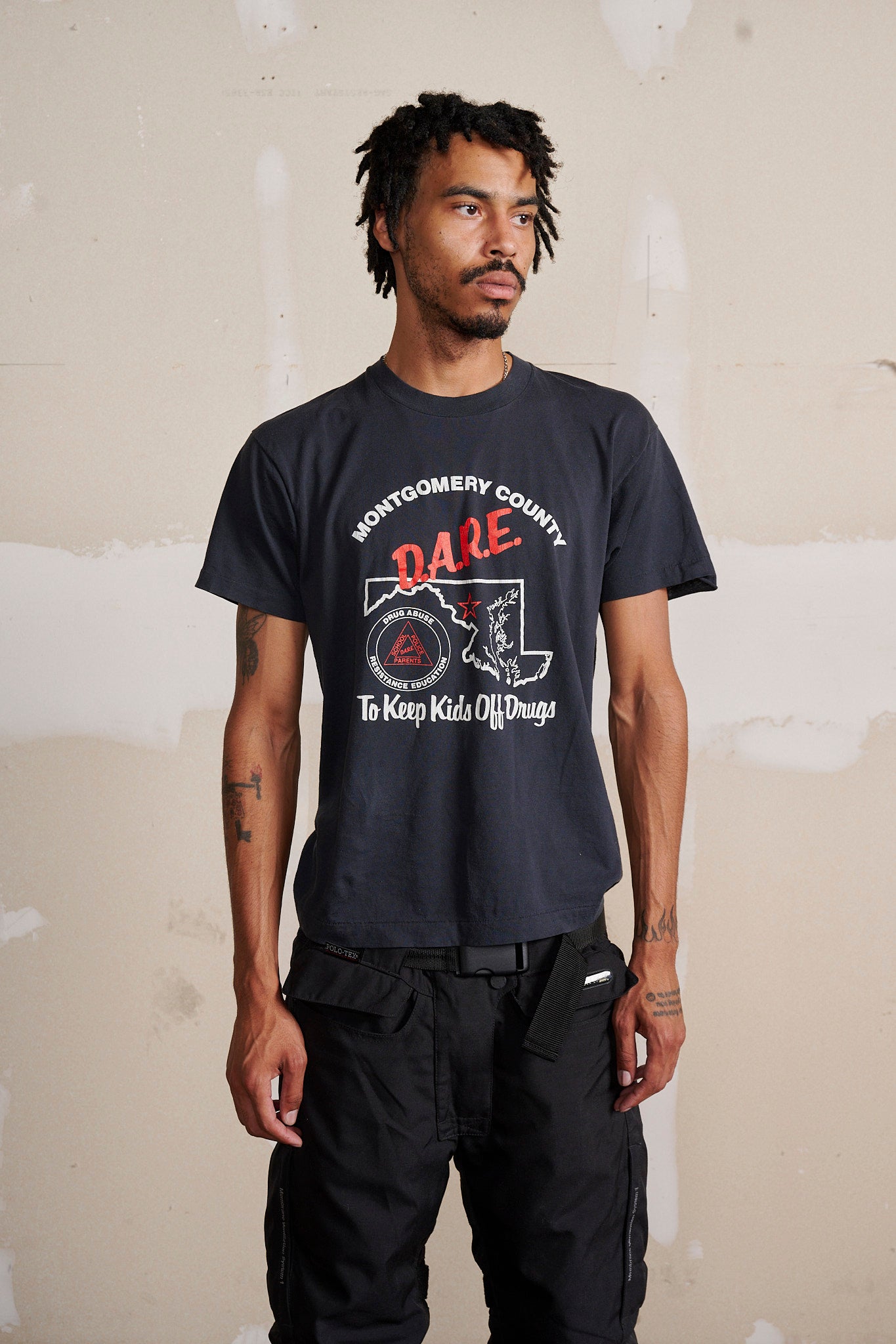 Hesperia Exclusive Goods "Montgomery County D.A.R.E." Vintage Tee
