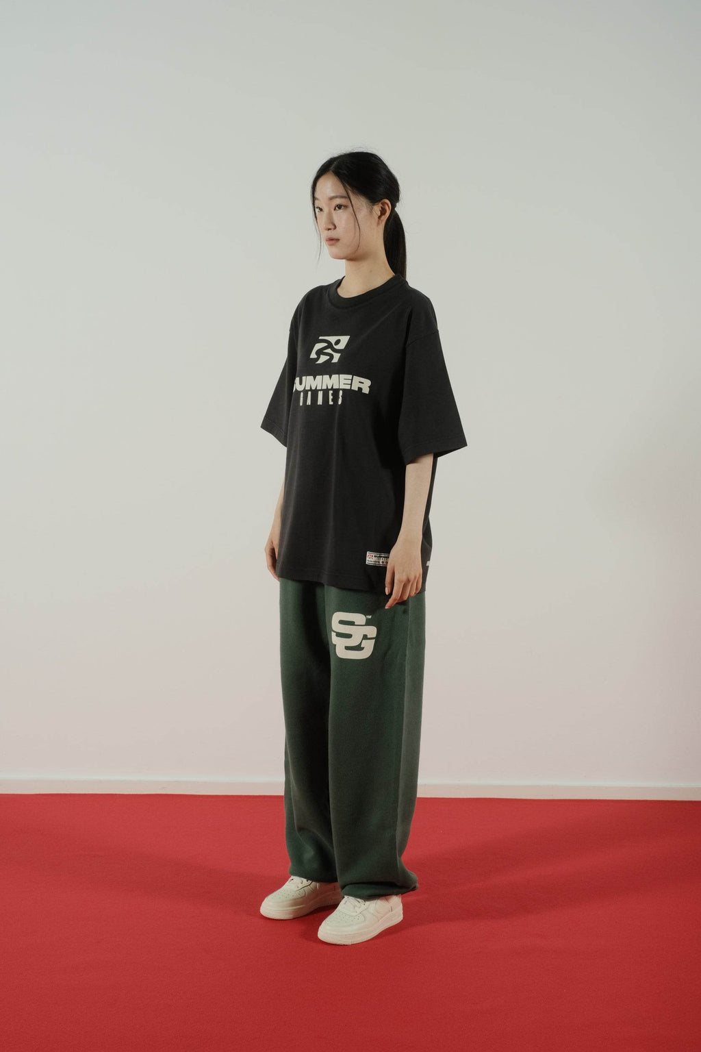 Summer Games Icon Tee in Black - Hesperia