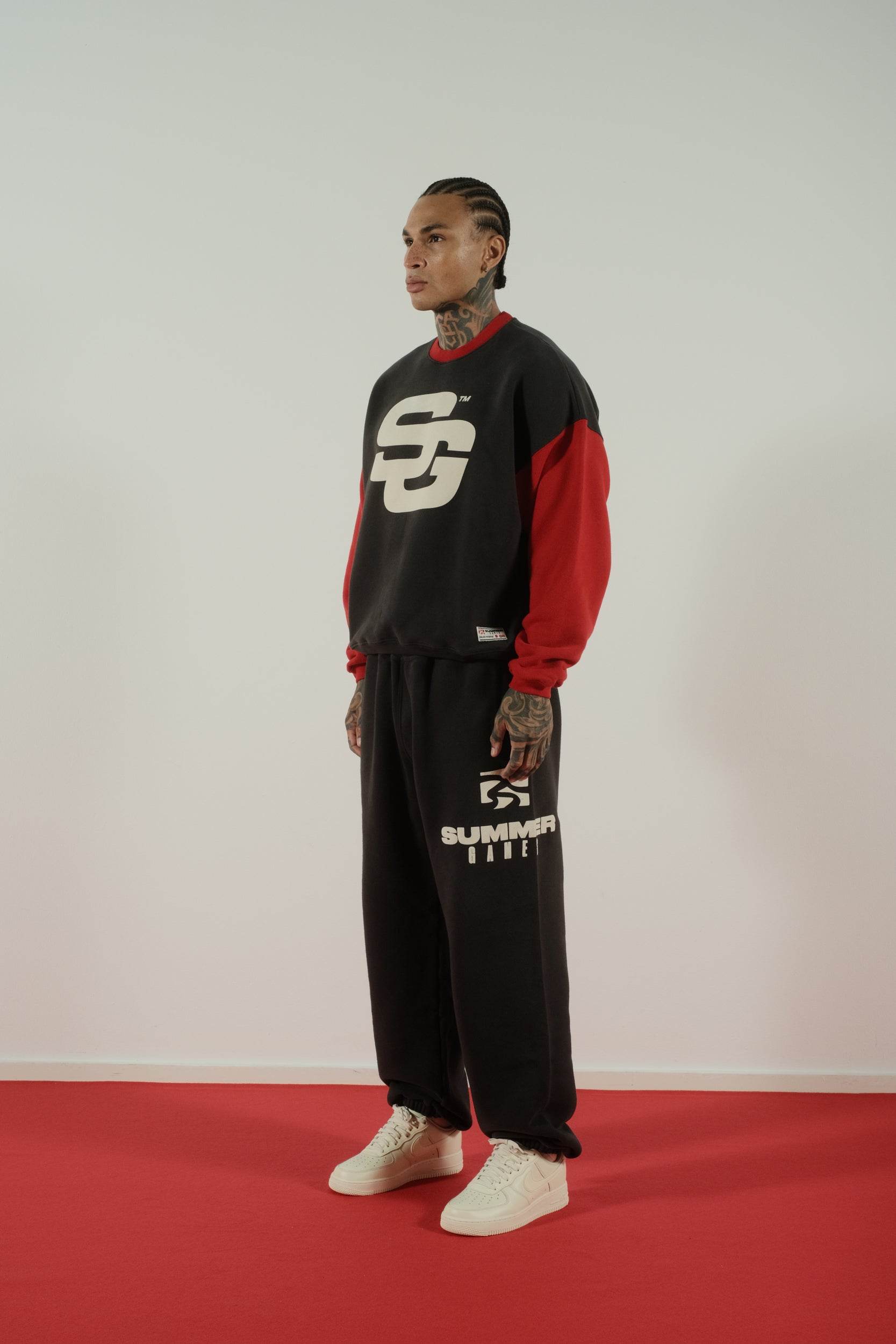 Summer Games SG24 Contrast Crewneck Sweatshirt in Black & Scripted Red - Hesperia