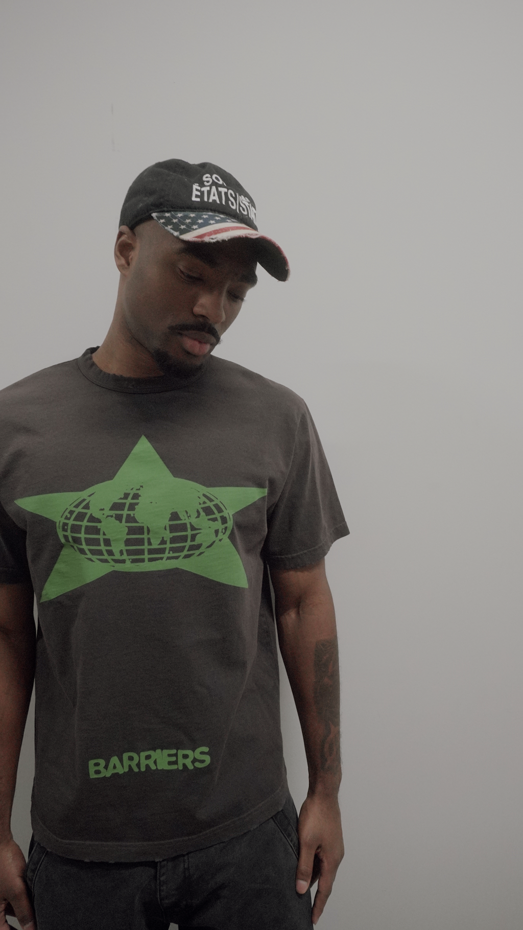 Barriers Distressed Star Ringer Tee Mink