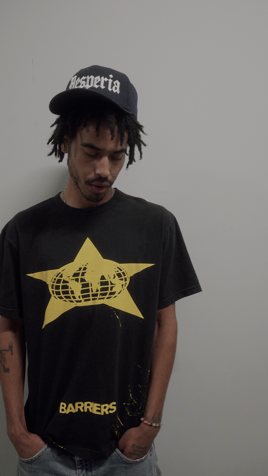 Distressed Star Ringer Tee Vintage Black
