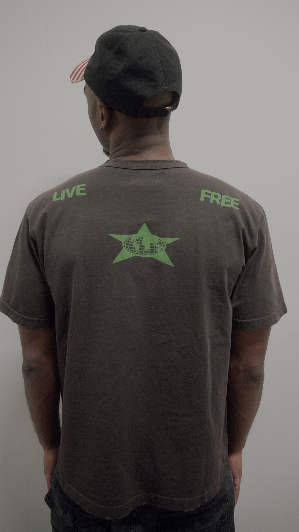 Barriers Distressed Star Ringer Tee Mink